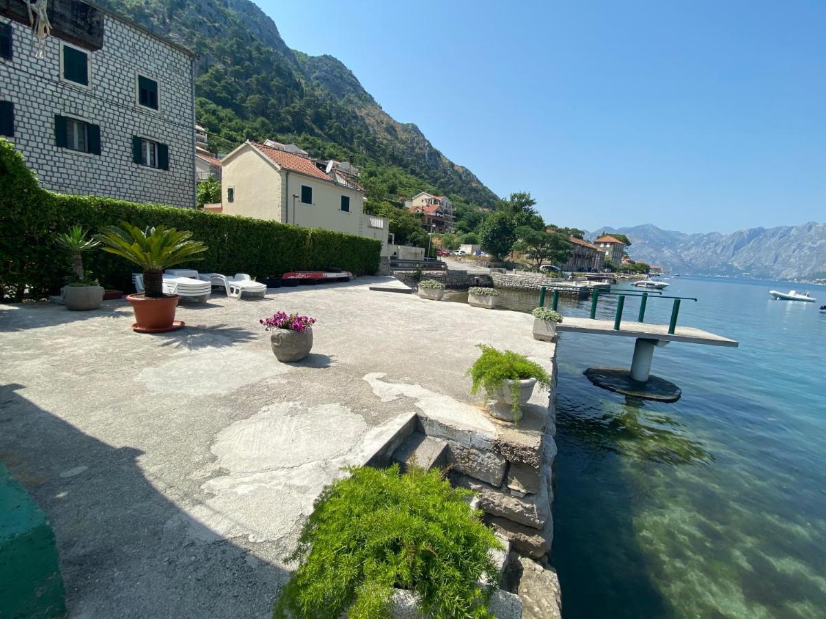 Muo 33 Apartments Kotor Buitenkant foto